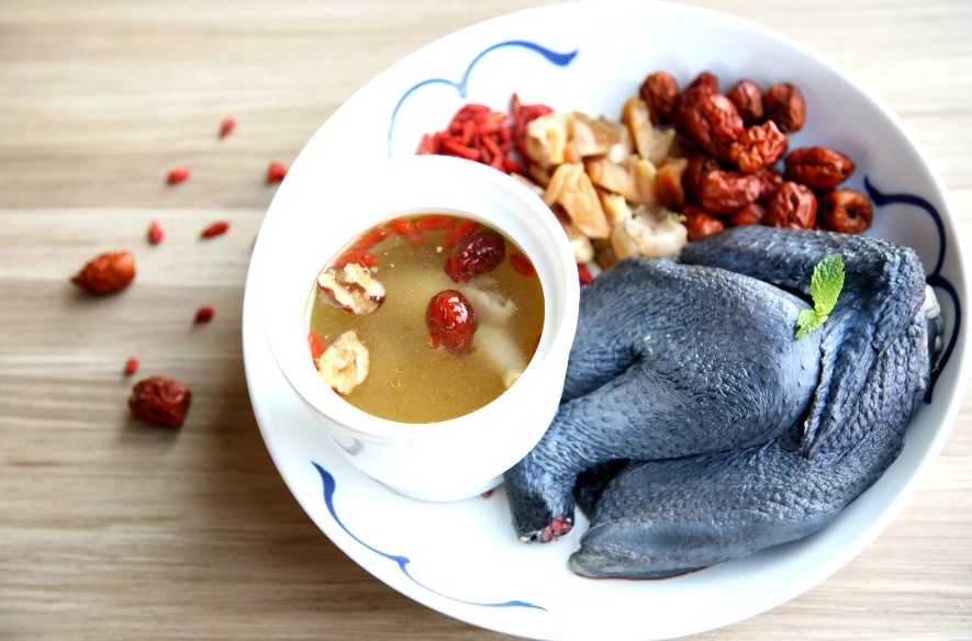 何首烏雞湯 何首烏雞湯
